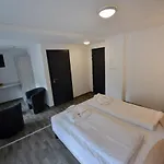 Au Chateau Fleuri Vakantiehuis *