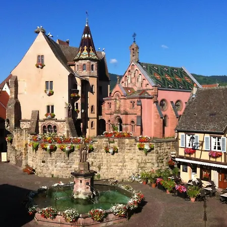 Hébergement de vacances Au Chateau Fleuri *